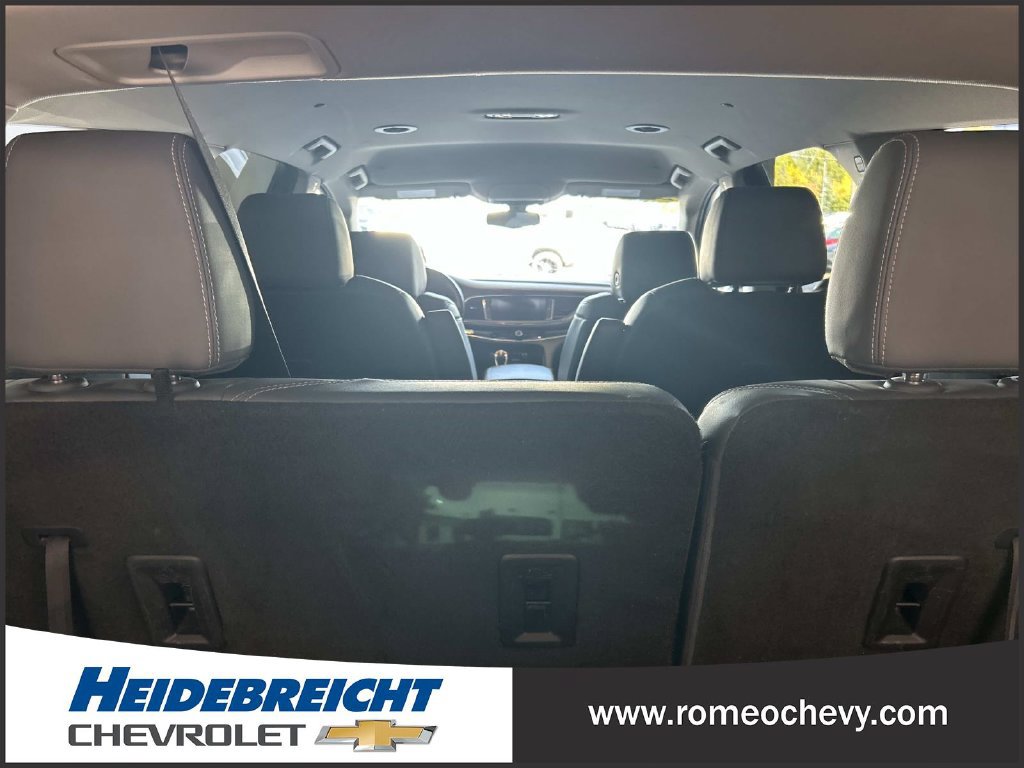 Used 2021 Buick Enclave Essence AWD/4WD image 34