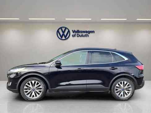 Used 2021 Ford Escape Titanium image 2