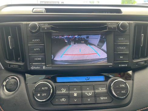 Used 2018 Toyota RAV4 SE w/ Power Extra Value Package FWD image 14