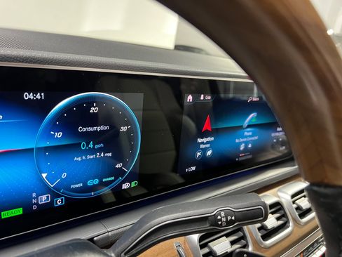 Used 2022 Mercedes-Benz GLS 450 4MATIC image 31