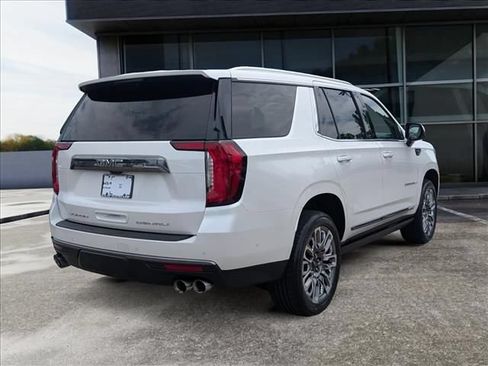 Used 2023 GMC Yukon Denali Ultimate AWD/4WD image 7