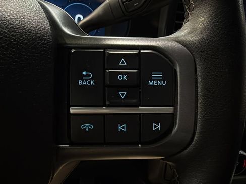 Used 2025 Ford F350 Lariat w/ Lariat Ultimate Package AWD/4WD image 27