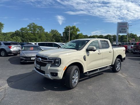 Used 2025 Ford Ranger Lariat w/ Chrome Accent Package AWD/4WD image 3