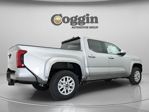 New 2026 Toyota Tacoma SR5 AWD/4WD image 21