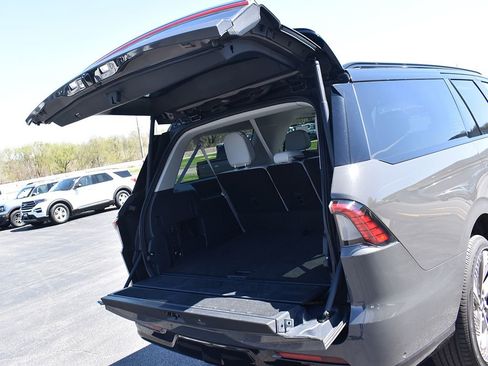 Used 2025 Lincoln Navigator L Black Label w/ Black Label Special Edition AWD/4WD image 33