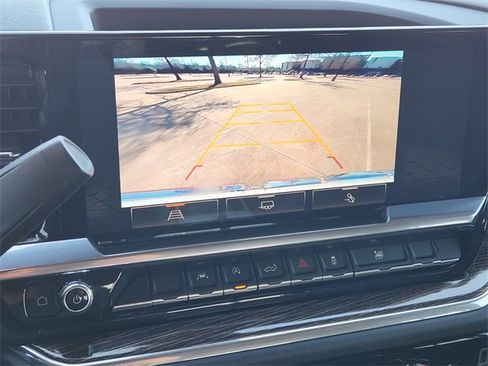 Used 2024 GMC Sierra 1500 SLE w/ Preferred Package image 18