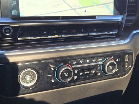 Used 2022 Chevrolet Silverado 1500 RST image 14