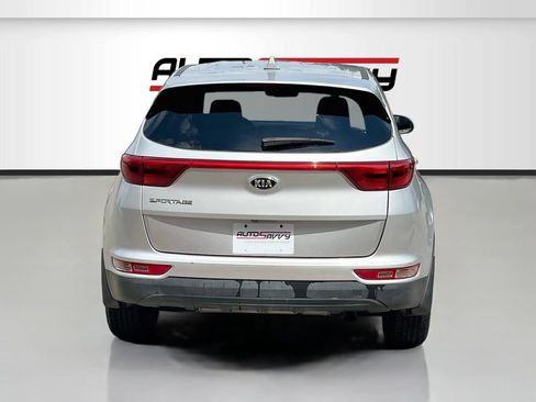 Used 2018 Kia Sportage LX w/ Paint Protection Package AWD/4WD image 6