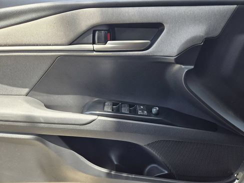 Used 2025 Toyota Camry LE FWD image 15