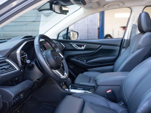 Used 2024 Subaru Ascent Limited w/ Technology Package image 15