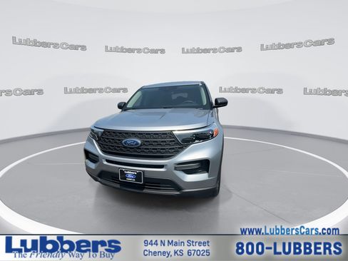 Used 2020 Ford Explorer 4WD image 3