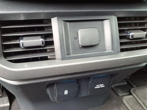 Used 2024 Ford F150 Lariat AWD/4WD image 20