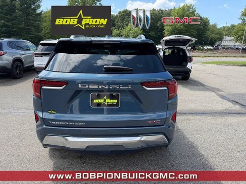 New 2027 GMC Terrain Denali w/ LPO, Floor Liner Package AWD/4WD image 4