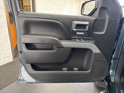 Used 2018 Chevrolet Silverado 1500 LT w/ Texas Edition image 33