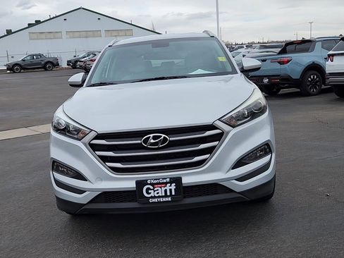 Used 2017 Hyundai Tucson SE image 4