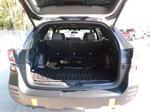 Used 2022 Subaru Outback Wilderness AWD/4WD image 17