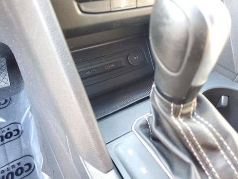 Used 2019 Volkswagen Atlas SEL FWD image 24