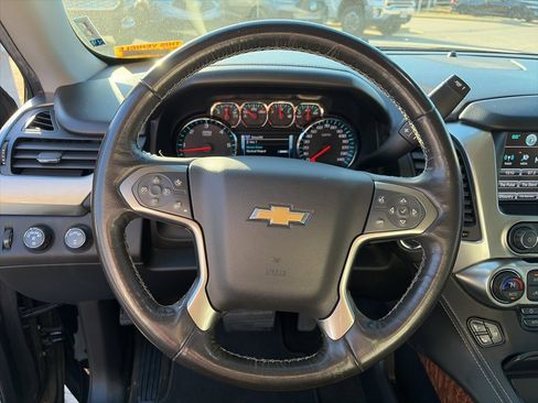 Used 2018 Chevrolet Tahoe Premier image 12