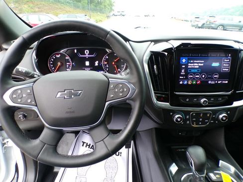 Used 2023 Chevrolet Traverse Premier w/ Redline Edition AWD/4WD image 10