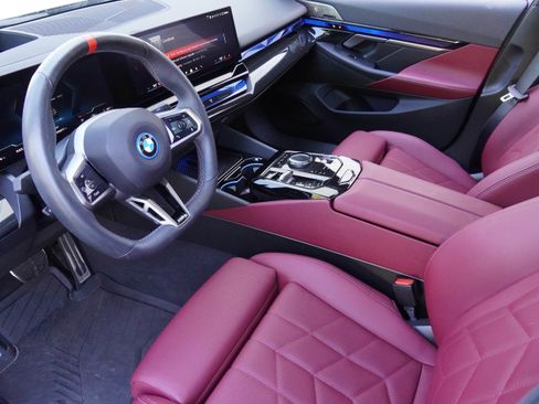 Used 2024 BMW i5 M60 w/ Premium Package AWD/4WD image 9