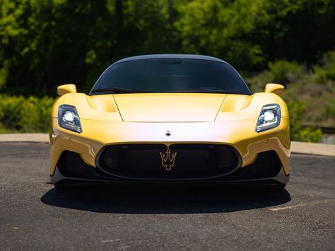 Used 2022 Maserati MC20 Coupe RWD image 10