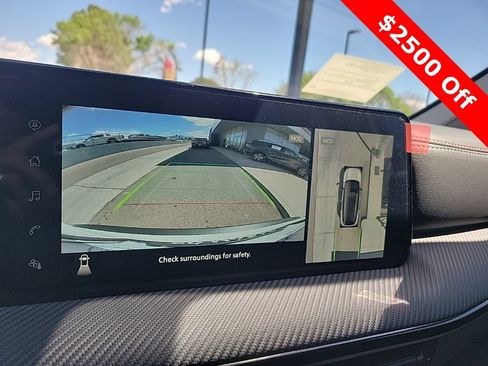New 2025 Nissan Kicks SR w/ SR Premium Package FWD image 31