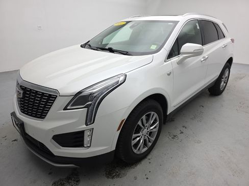 Used 2022 Cadillac XT5 Premium Luxury AWD/4WD image 4