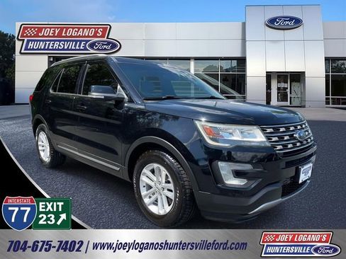 Used 2016 Ford Explorer XLT w/ Equipment Group 202A FWD image 1