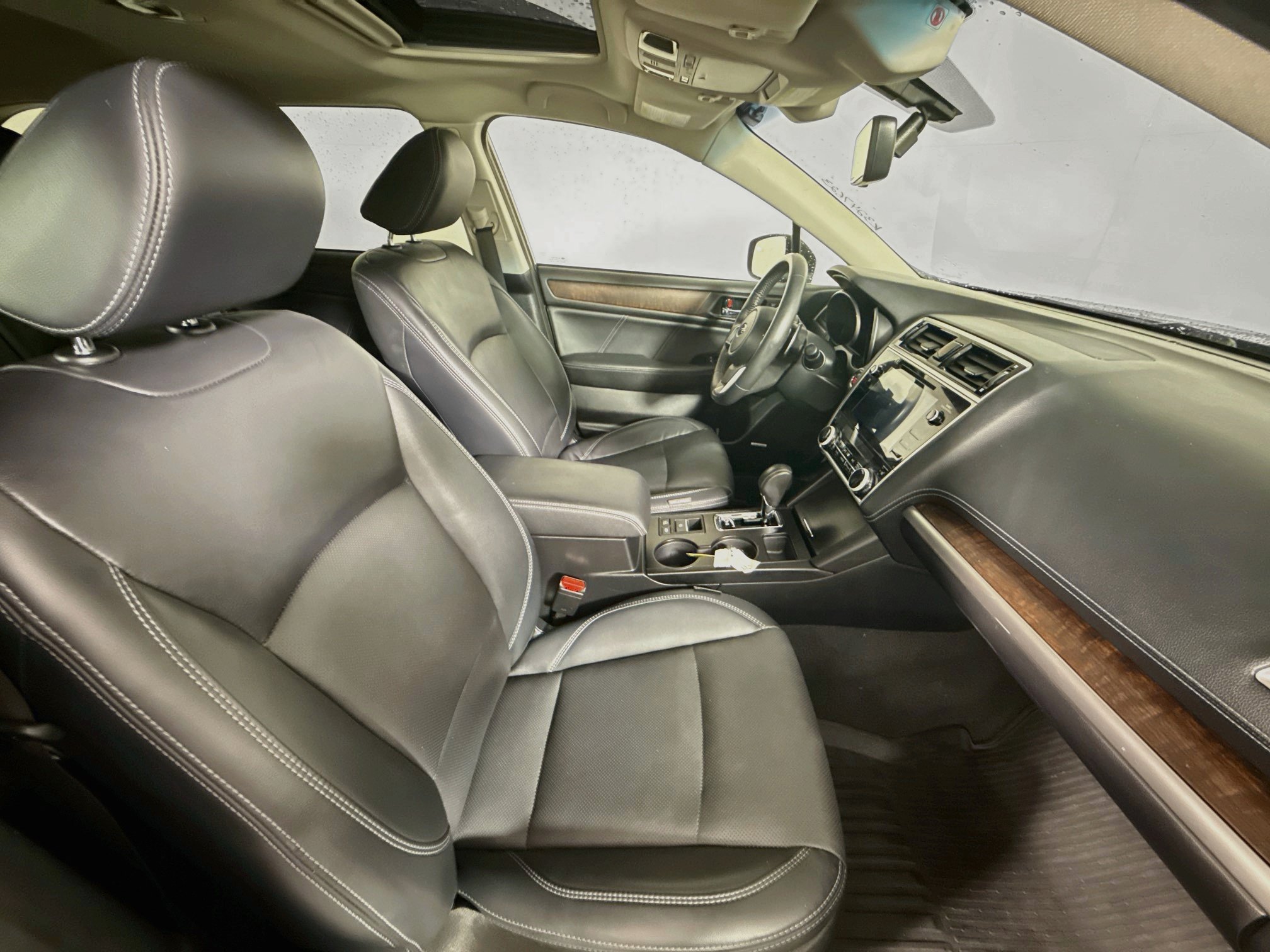 Used 2019 Subaru Outback 3.6R Limited AWD/4WD image 30