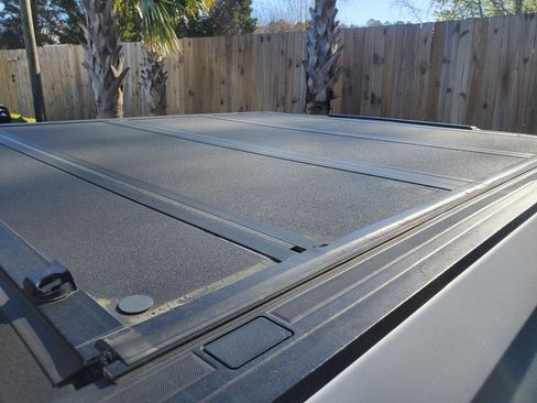 Used 2020 Chevrolet Silverado 1500 High Country w/ Technology Package image 29