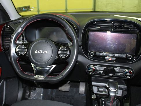 Used 2023 Kia Soul GT-Line w/ GT-Line Technology Package image 14