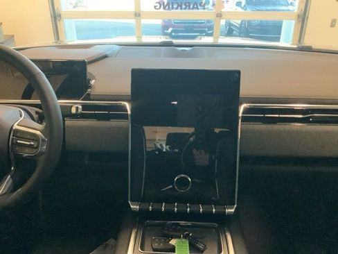 New 2026 GMC Sierra EV Elevation image 30