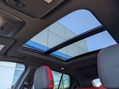 New 2026 Chevrolet Equinox EV RS image 21