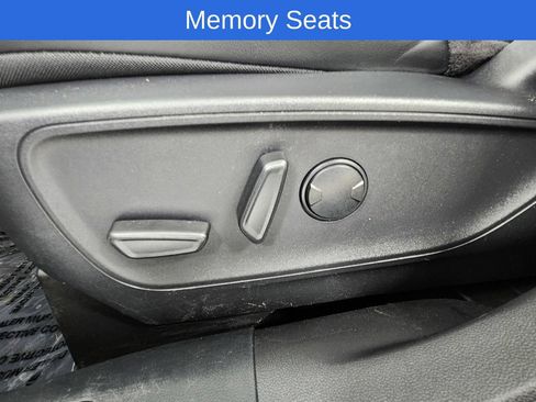 Used 2025 Ford Escape Platinum AWD/4WD image 11
