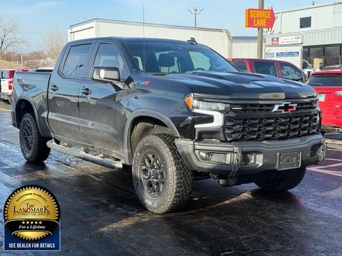 Used 2024 Chevrolet Silverado 1500 ZR2 w/ ZR2 Bison Edition image 3