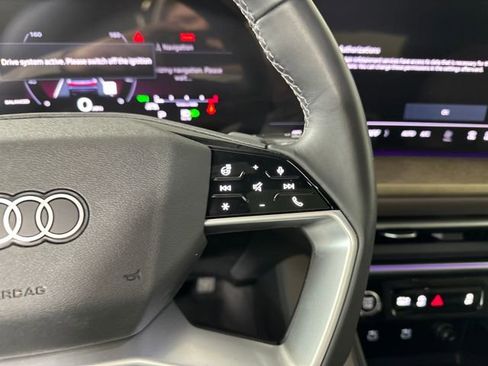 Used 2025 Audi Q5 2.0T Premium Plus w/ Premium Plus image 16