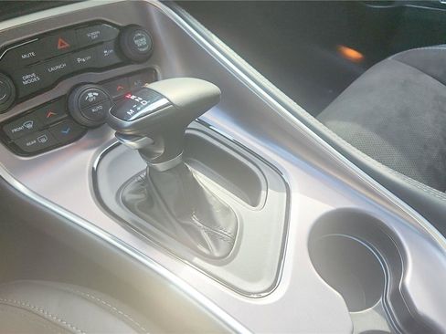 Used 2022 Dodge Challenger R/T Scat Pack RWD image 27