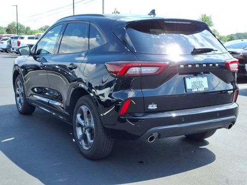 Used 2024 Ford Escape ST-Line w/ Tech Pack #1 AWD/4WD image 5