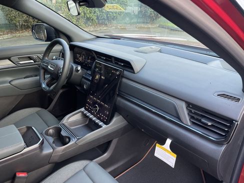 New 2026 GMC Terrain AT4 w/ Convenience Package III image 61