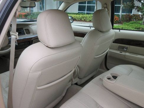 Used 2006 Mercury Grand Marquis LS RWD image 14