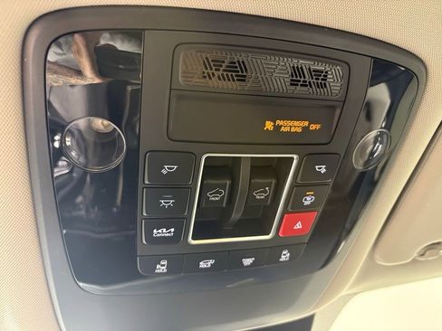 New 2026 Kia Carnival SX Prestige FWD image 35
