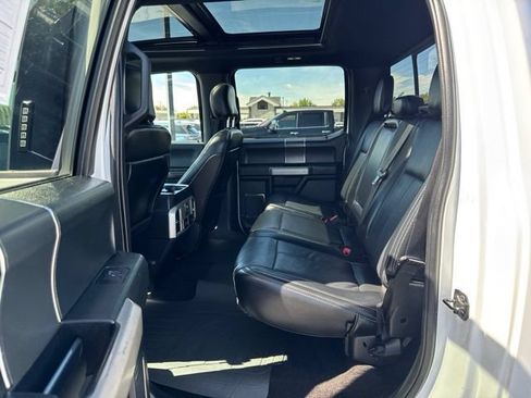 Used 2020 Ford F150 Lariat w/ Equipment Group 502A Luxury AWD/4WD image 14