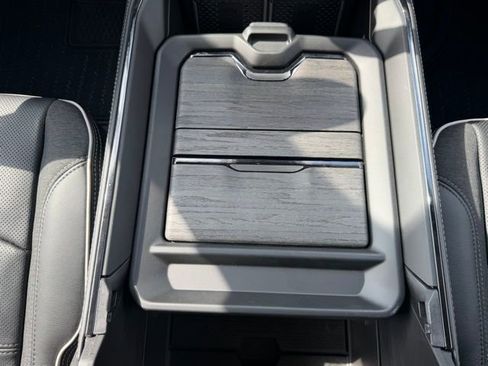 New 2026 RAM 3500 Limited image 24