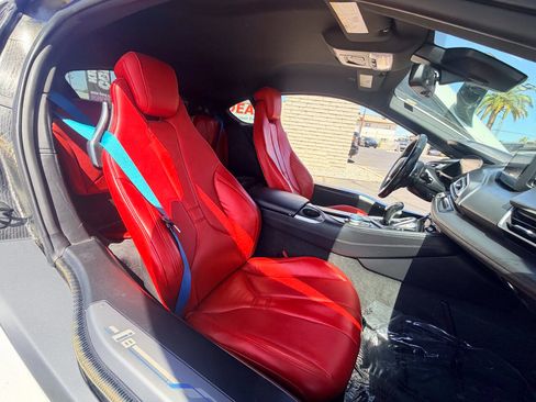 Used 2015 BMW i8 AWD/4WD image 22