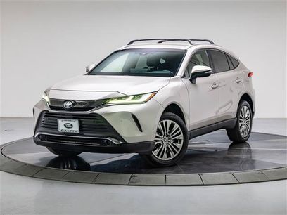 Used 2022 Toyota Venza XLE
