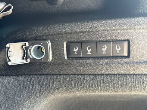 Used 2023 Jeep Grand Cherokee L Overland AWD/4WD image 34