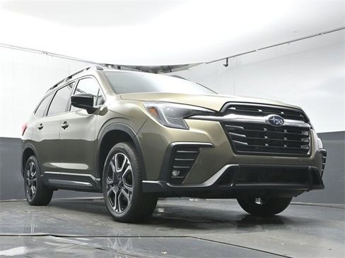 New 2026 Subaru Ascent Limited image 33