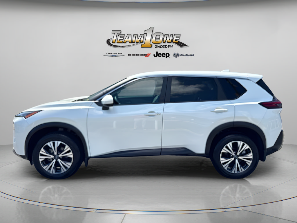 Used 2023 Nissan Rogue SV FWD image 6