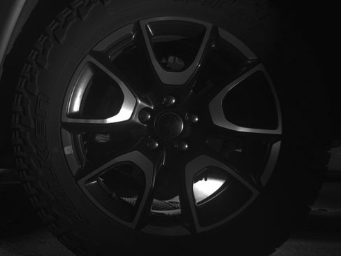 Used 2025 Jeep Compass Trailhawk image 14