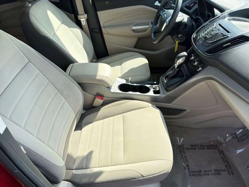 Used 2015 Ford Escape SE AWD/4WD image 27